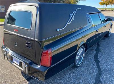 2001 Cadillac Hearse