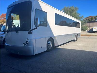 2011 Freightliner 40 passenger party bus